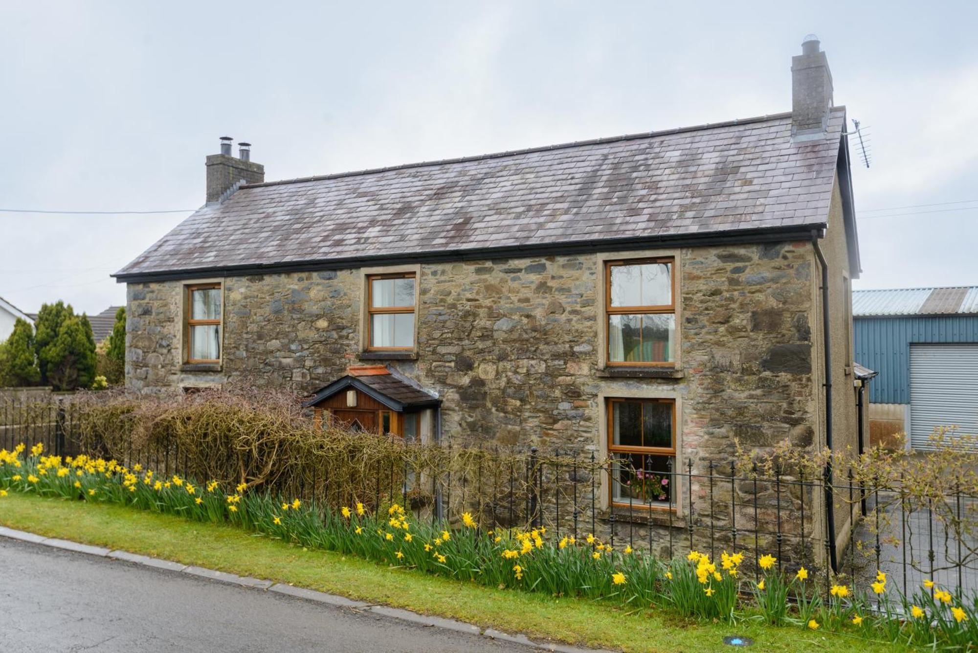 Grove Fort Self Catering Farmhouse Finnis Exterior foto